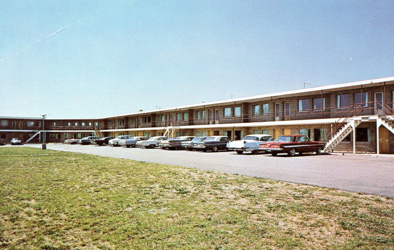 Mi-Ro Motel and Golf Course